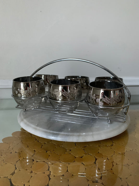 Set of 6 Mid Century Floral Embossed Roly Poly Silver Fade Glasses with Chrome Caddy