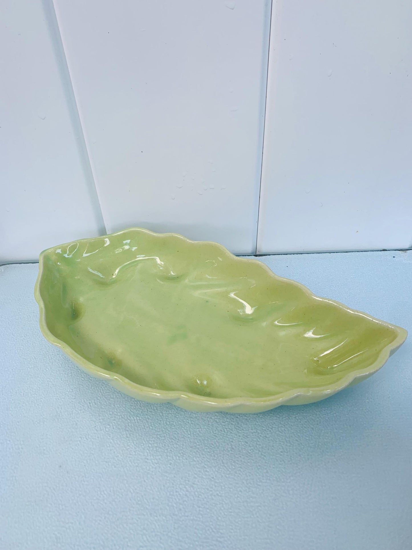 Vintage Beauceware Green Ceramic Leaf Dish 359 Made in Canada