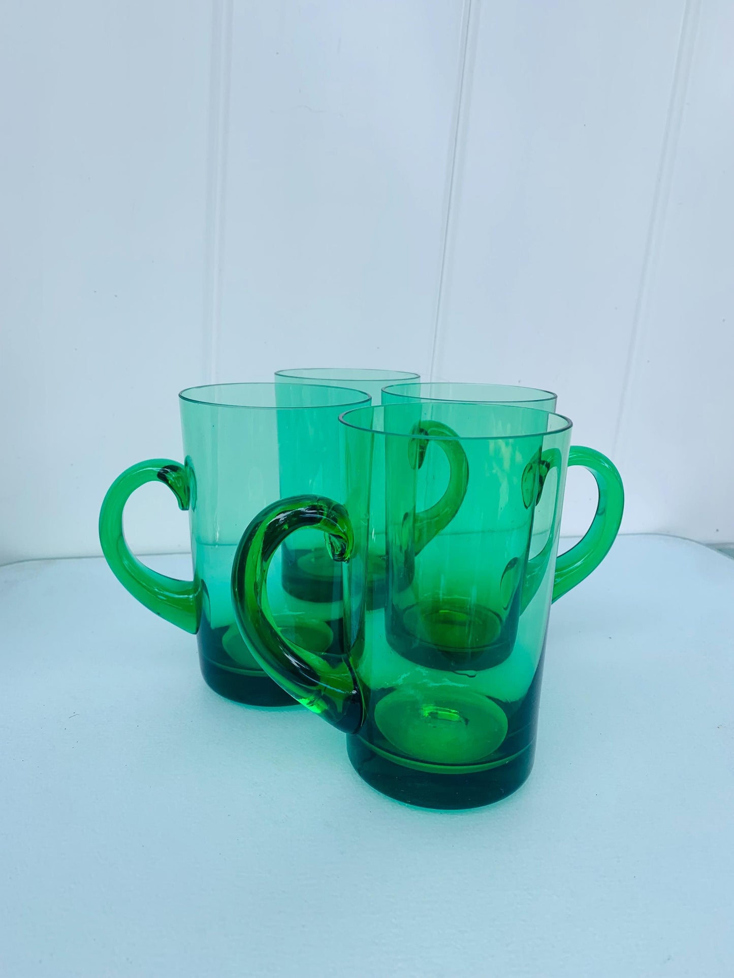 Set of 4 Vintage Emerald Green Glass Mugs with Applied Handle 16 oz