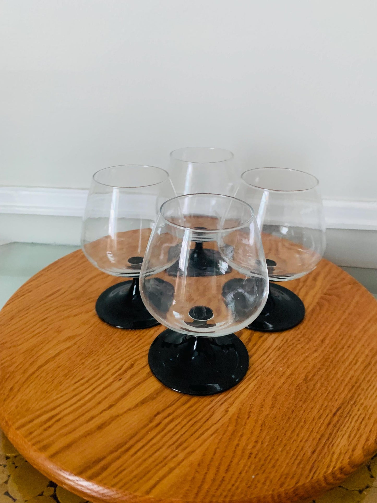 Set of 4 Black Stem Snifter Cognac Glasses
