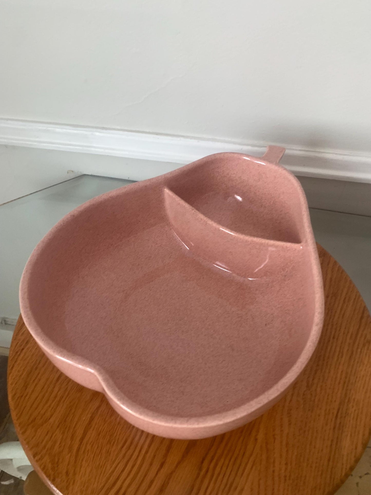 Vintage Pink Pfaltzgraff Ceramic Pottery Pear Shaped Divided Bowl Made in USA