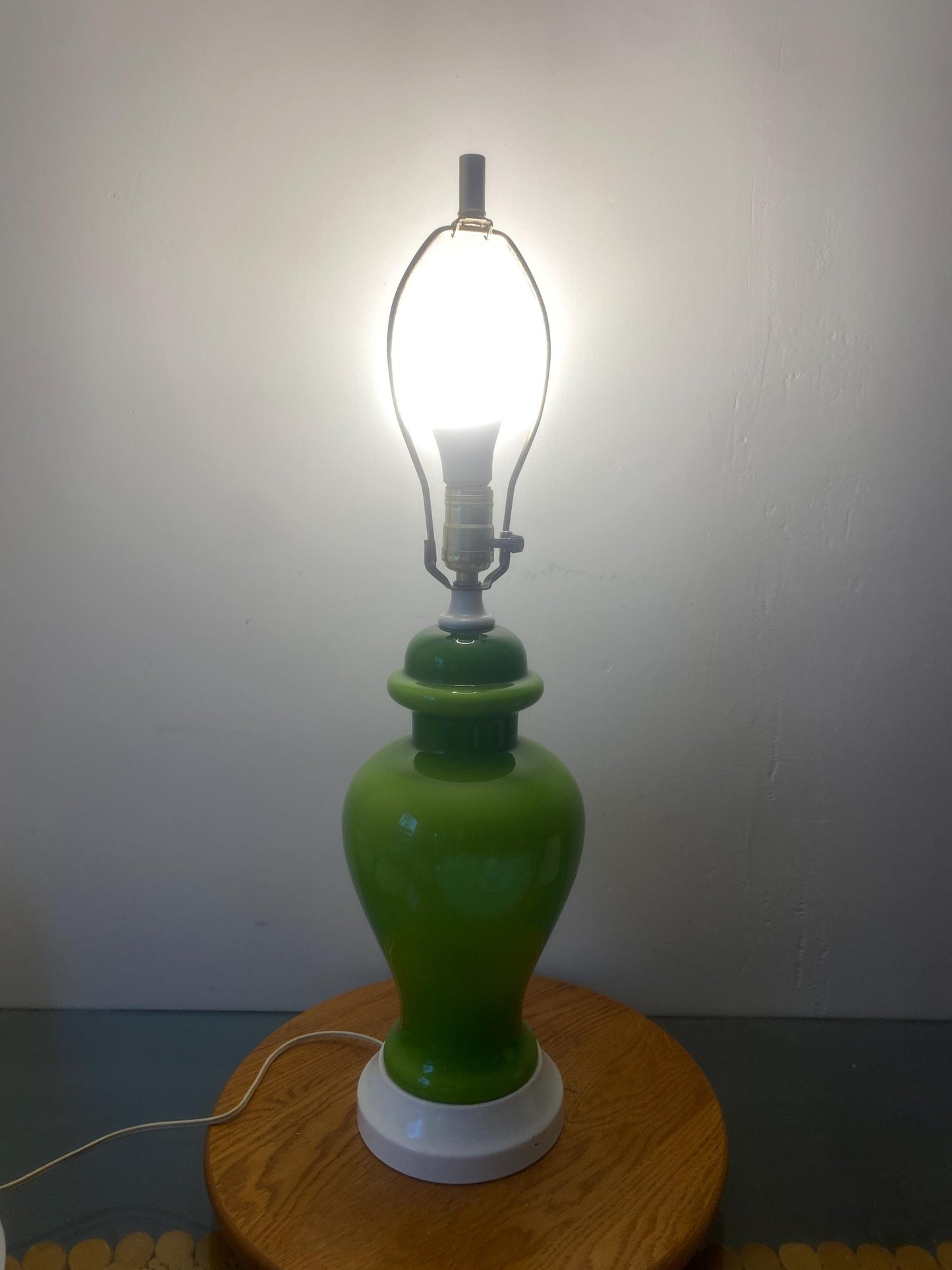 MCM Medium Avocado Glass Ginger Jar Ceramic Tri Lite Table Lamp No Shade
