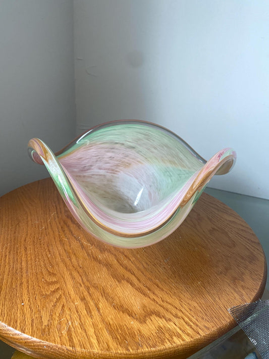 Handblown Scalloped Edge Pink & Green Pastel Art Glass Bowl