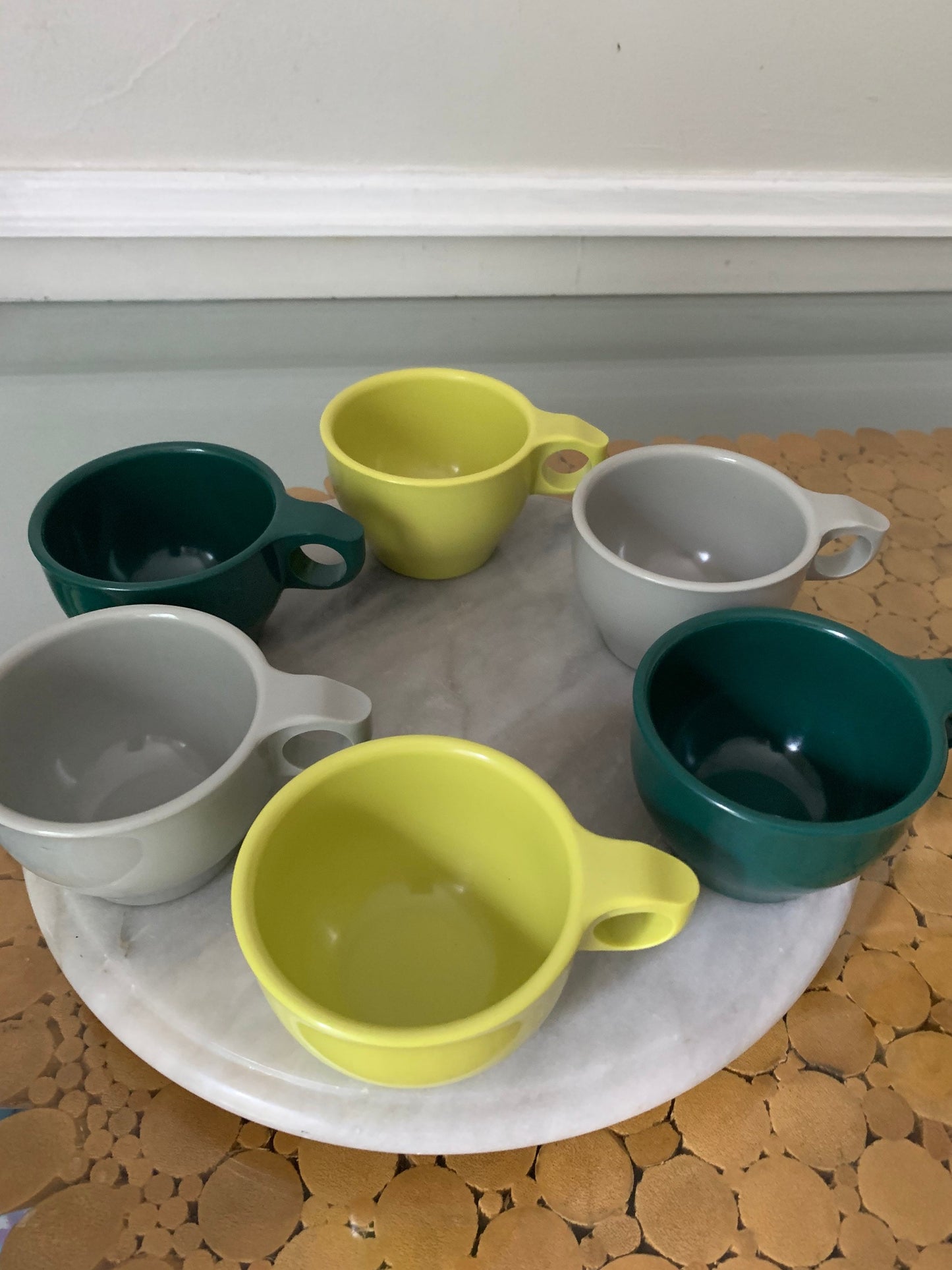 Retro Set of 6 Rainboware Dark Green Gray and Chartreuse Plastic Mugs by Rainbow Plastics Buckingham Canada