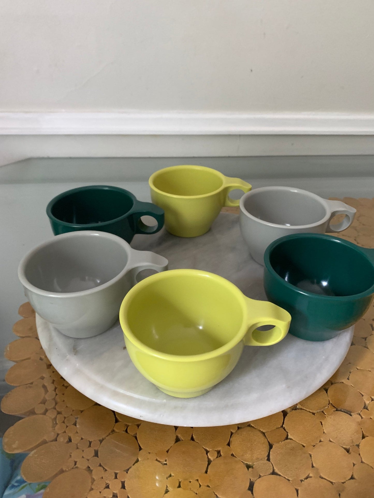 Retro Set of 6 Rainboware Dark Green Gray and Chartreuse Plastic Mugs by Rainbow Plastics Buckingham Canada