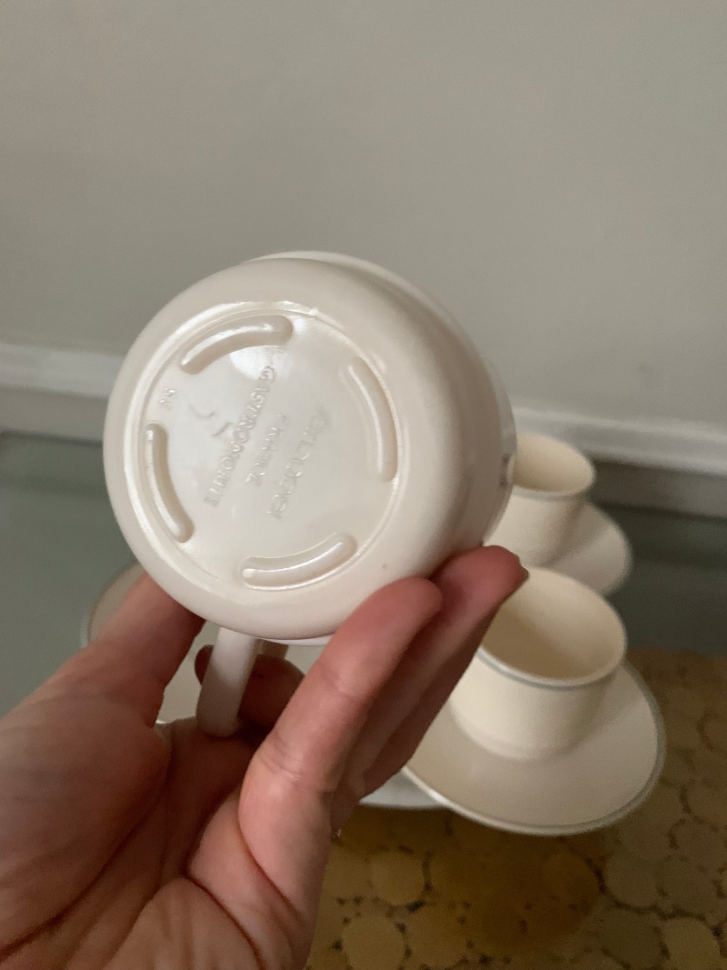 Retro Set of 4 Cream Arcopal Gastroomie Cup and Saucer Made in France
