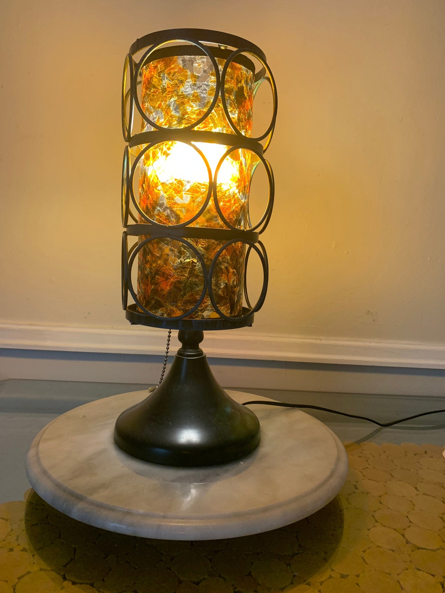 Vintage Amber Tone Confetti Resin Table Lamp with Metal Cage