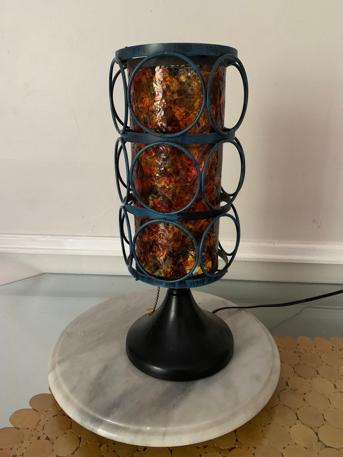 Vintage Amber Tone Confetti Resin Table Lamp with Metal Cage
