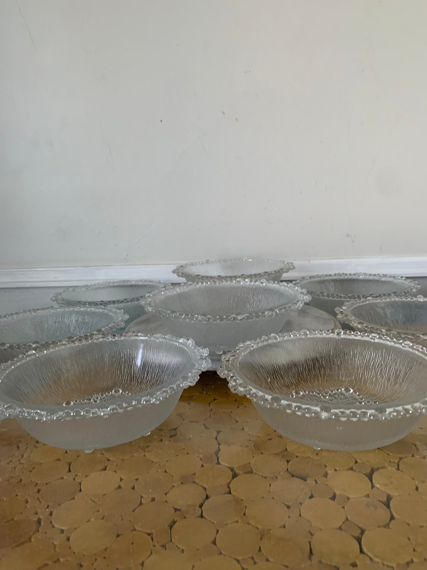 Set of 8 Vintage Ishizuka Aderia Textured Bubble Lace Edged Glass Bowls
