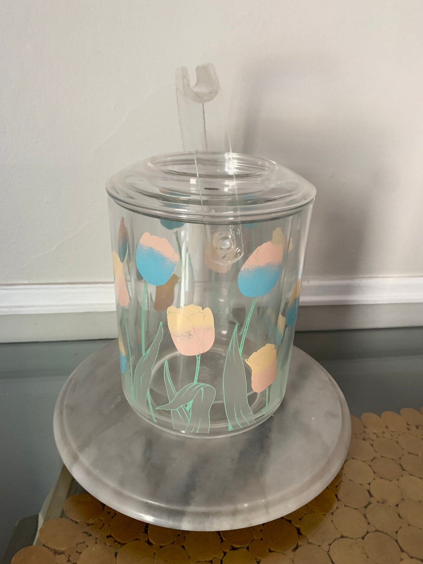 Retro Clear Acrylic Tulip Culver Ice Bucket