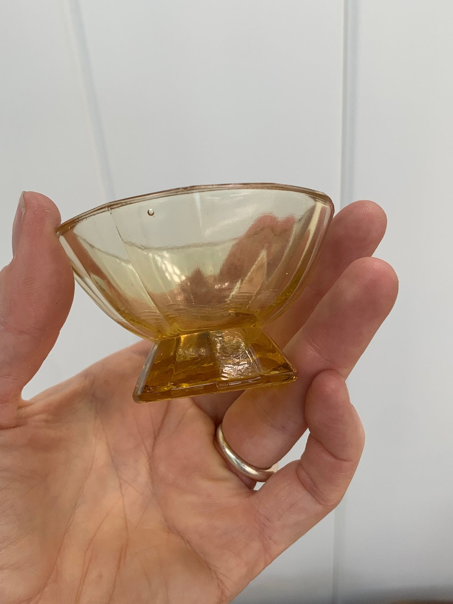 Vintage Set of 6 Small Dodecagon Amber Glass Liqueur/Aperitif Glasses