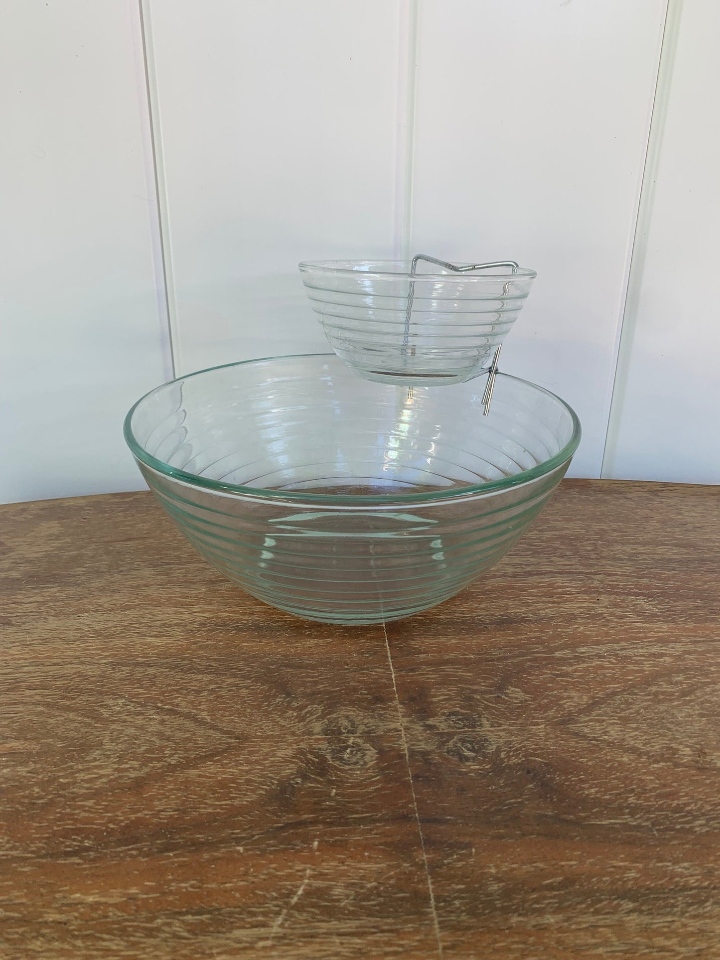 Retro Clear Pasari Beehive Glass Chips and Dip Bowl Set