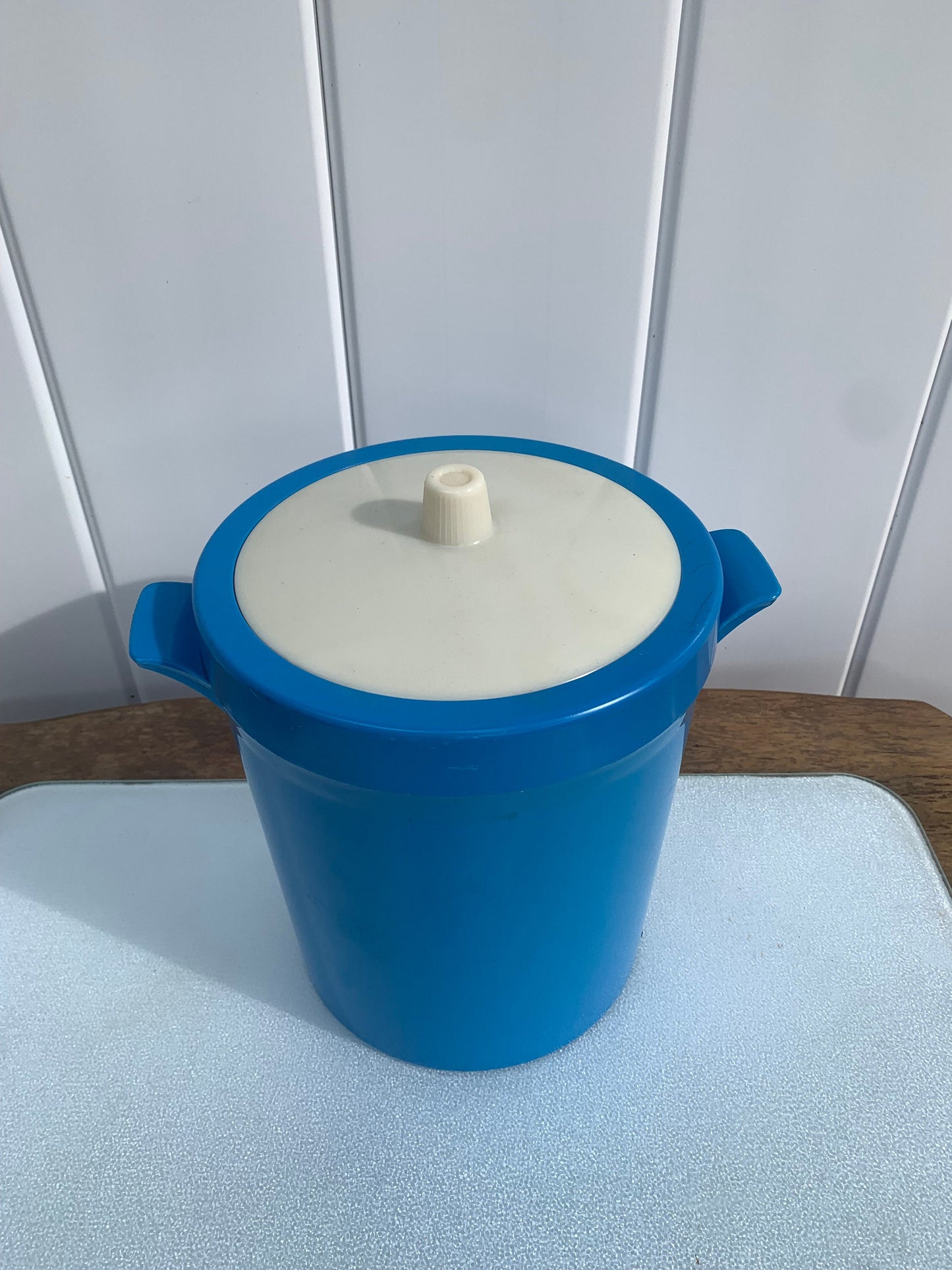 Vintage Blue and White Beacon Plastics Made in USA