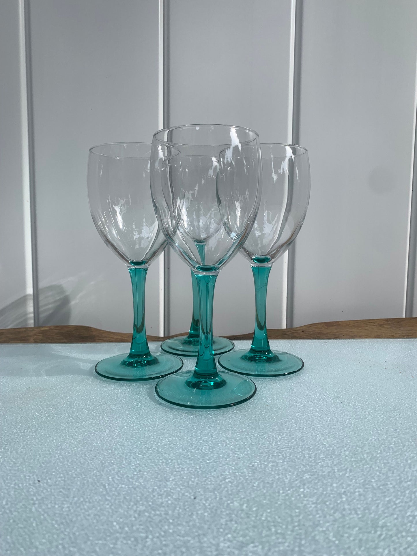 Retro Set of 4 Deep Teal Stem Wine Glasses