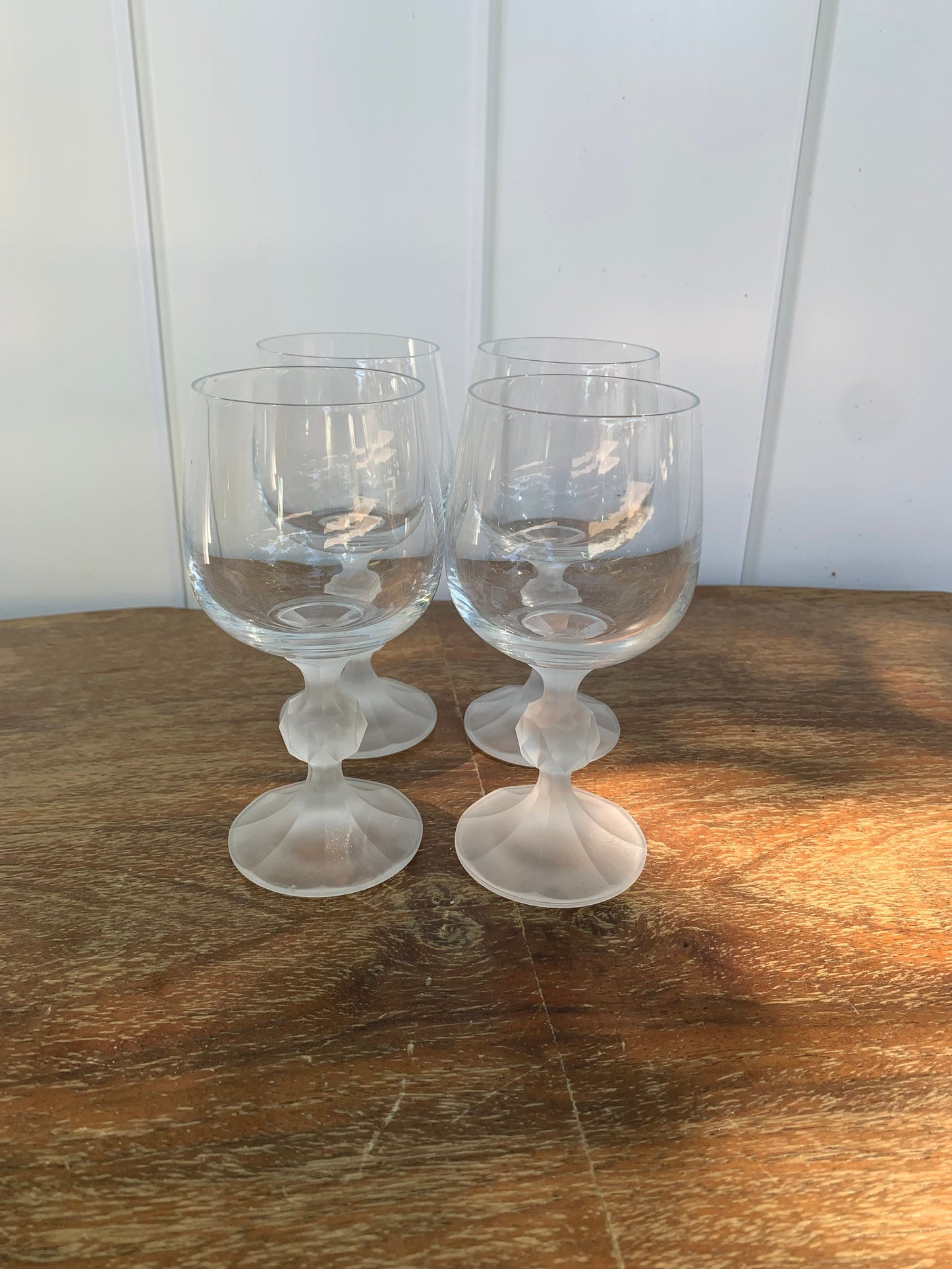 Retro Set of 4 Bohemia Frosted Crystal Wine Glasses with Faceted Ball Stem 8 Oz