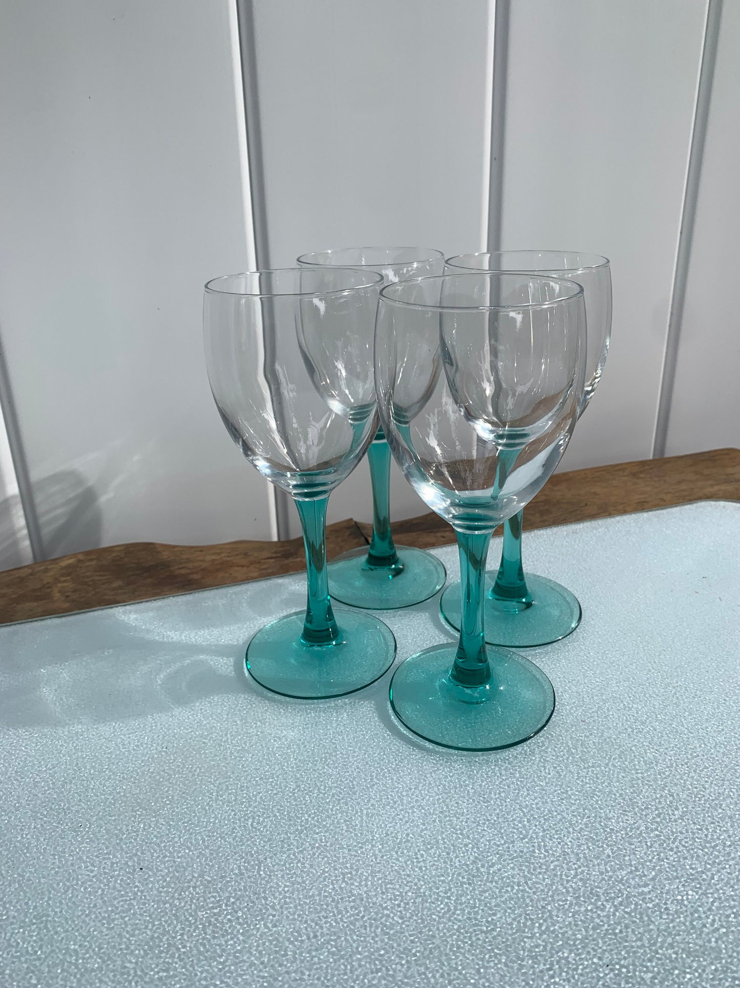 Retro Set of 4 Deep Teal Stem Wine Glasses