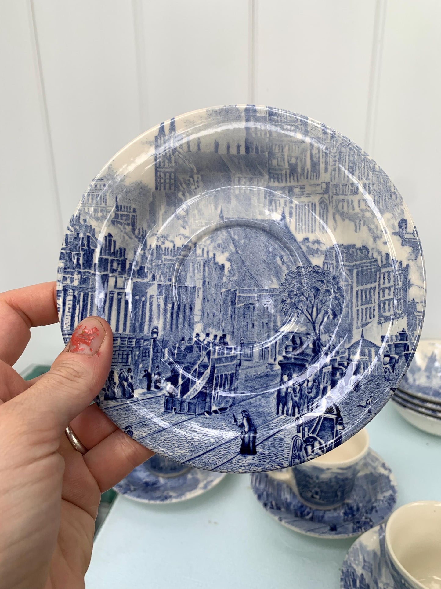 Set of 16 Vintage Classic Blue Transfer Ware Cup and Saucer Side Plate and Bowl Set