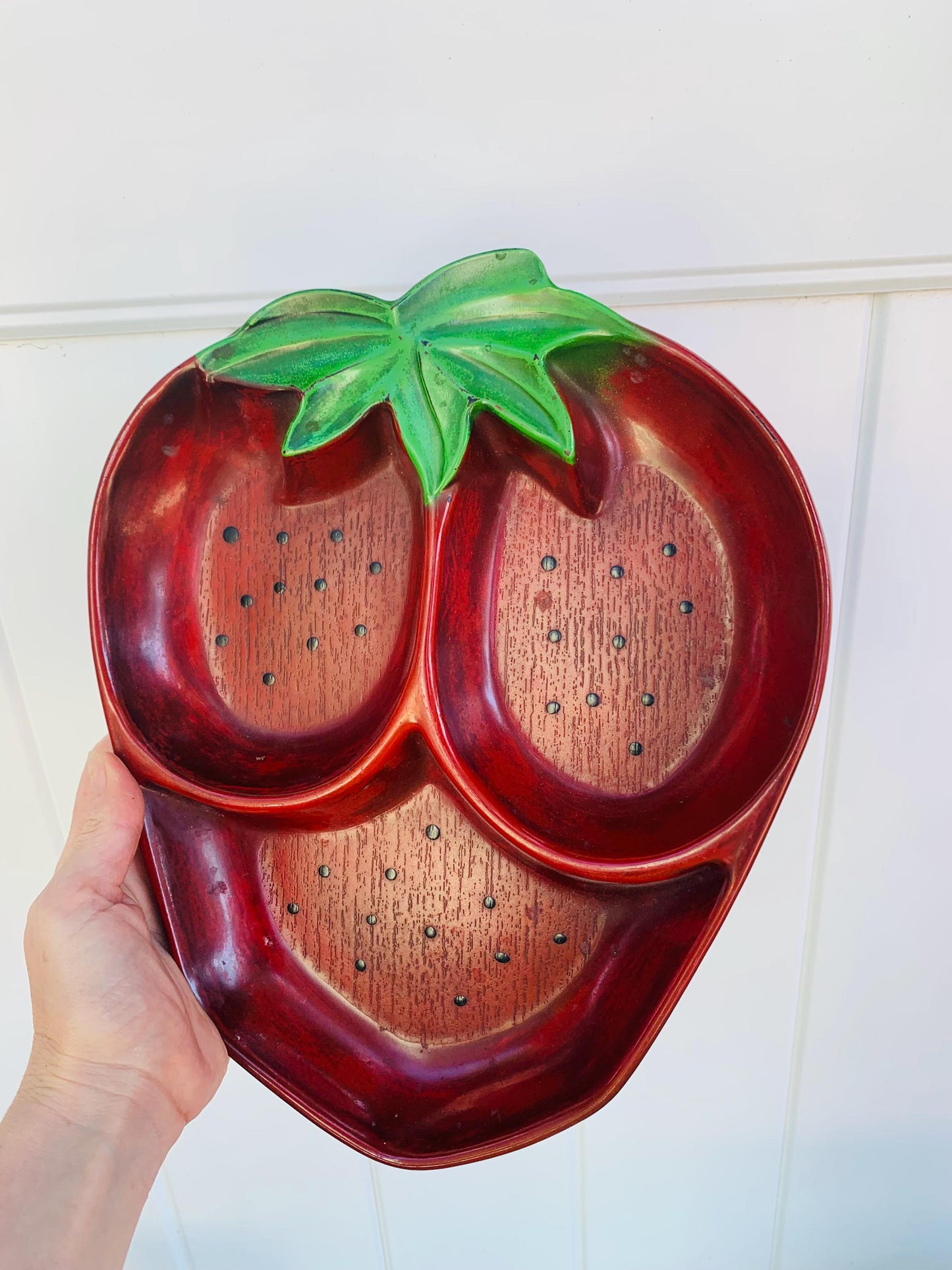 Vintage Lacquerware Divided Strawberry Plate