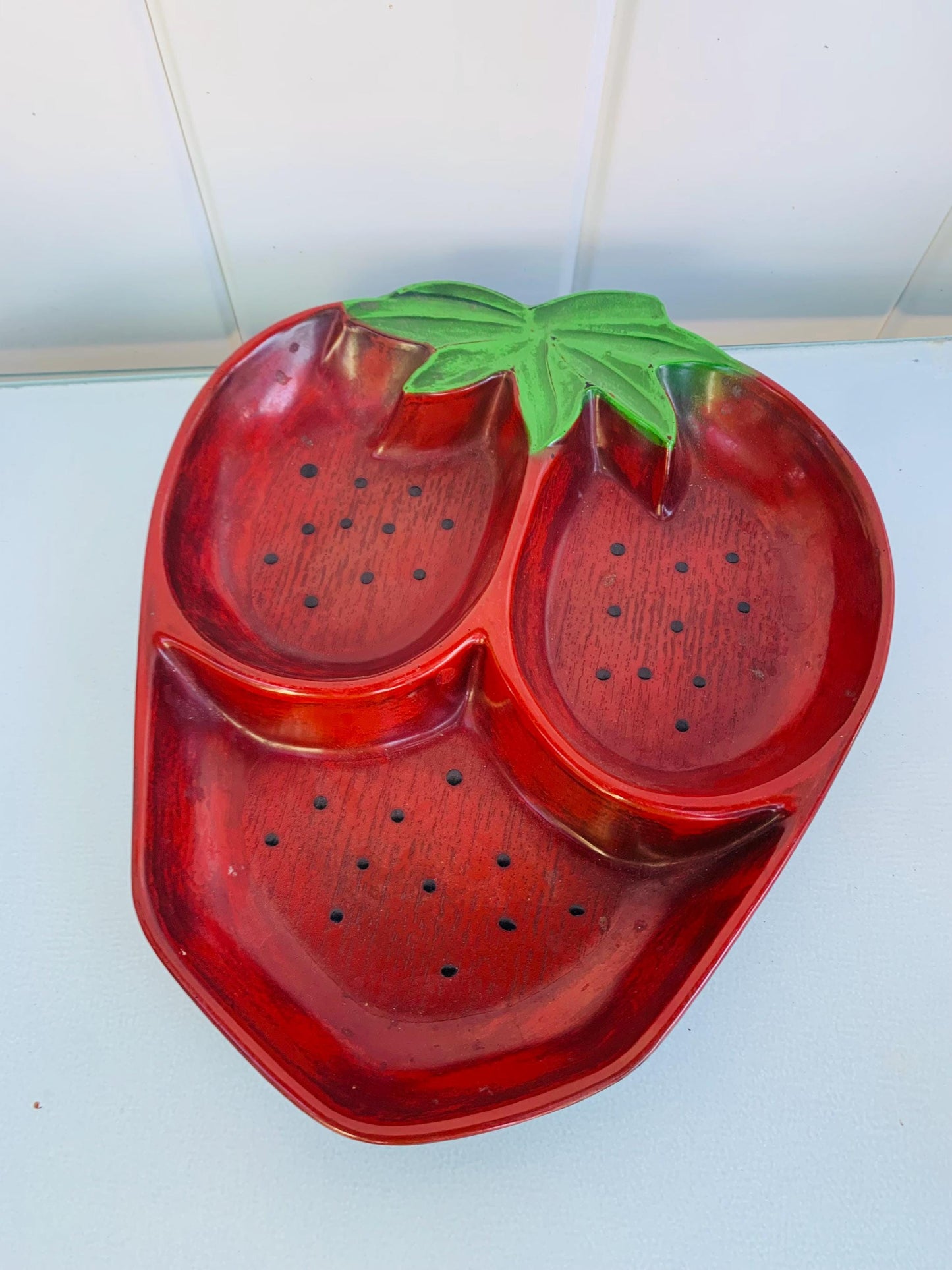 Vintage Lacquerware Divided Strawberry Plate