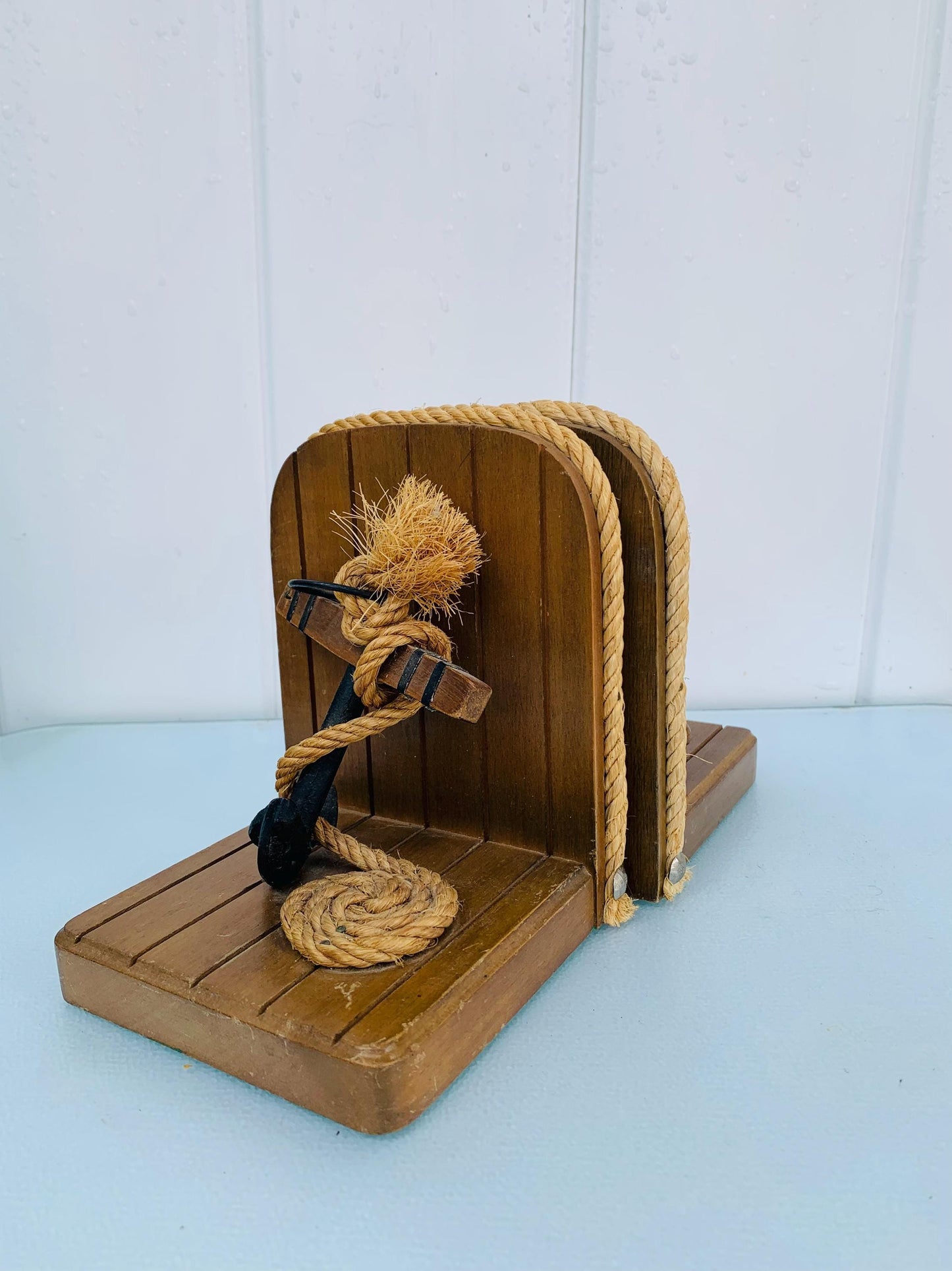 MCM Anchor & Ship Wheel Wooden Bookends