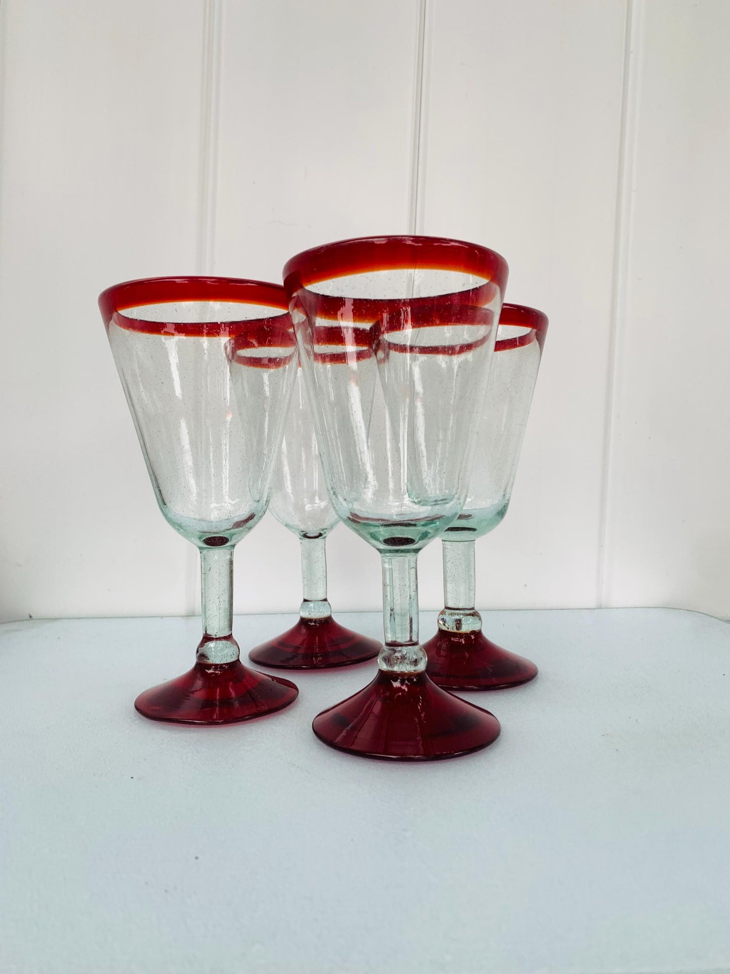 Retro Set of 4 Large Clear Glass and Red Rim Soda Glass Wine Glasses