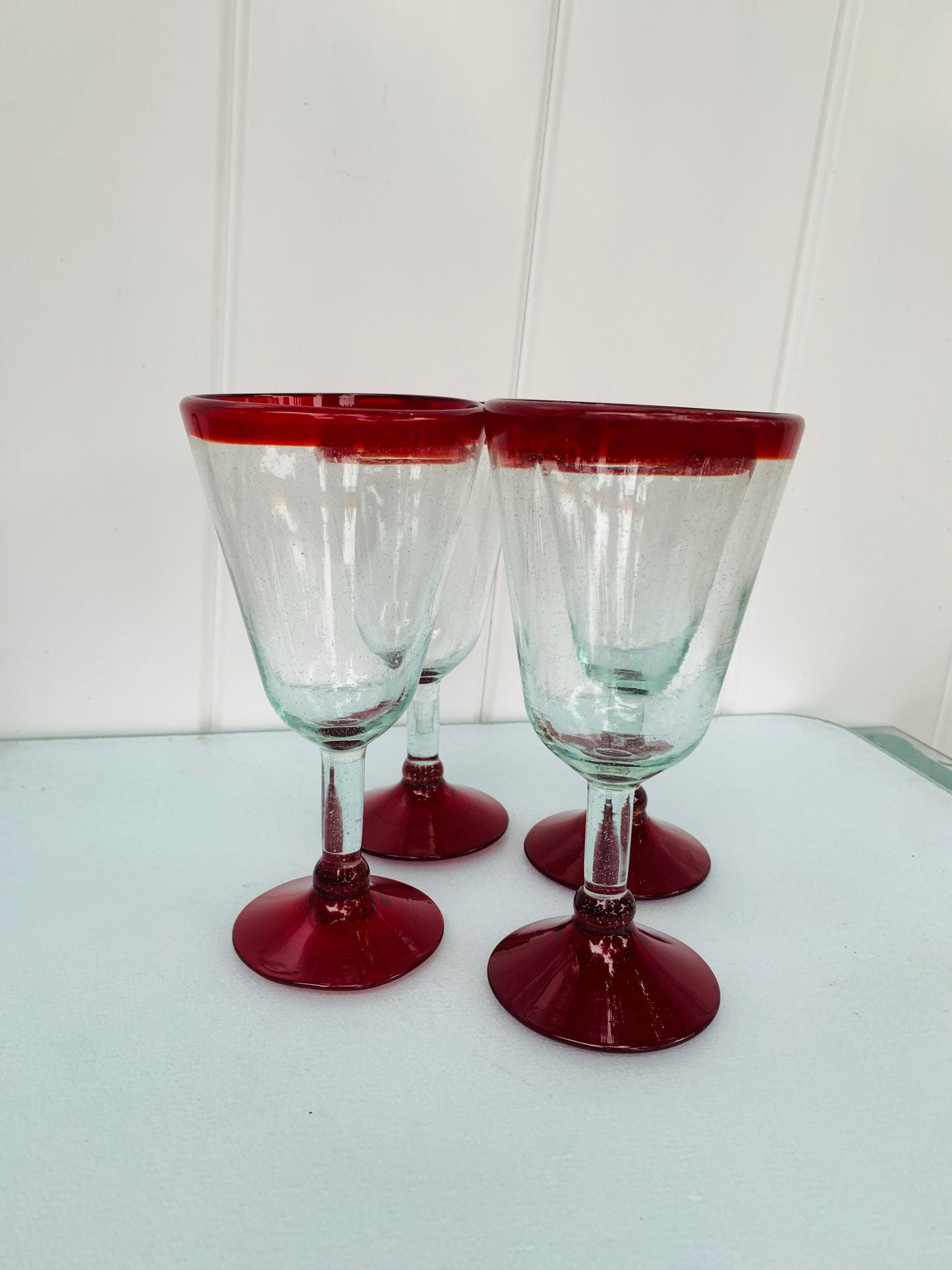 Retro Set of 4 Large Clear Glass and Red Rim Soda Glass Wine Glasses