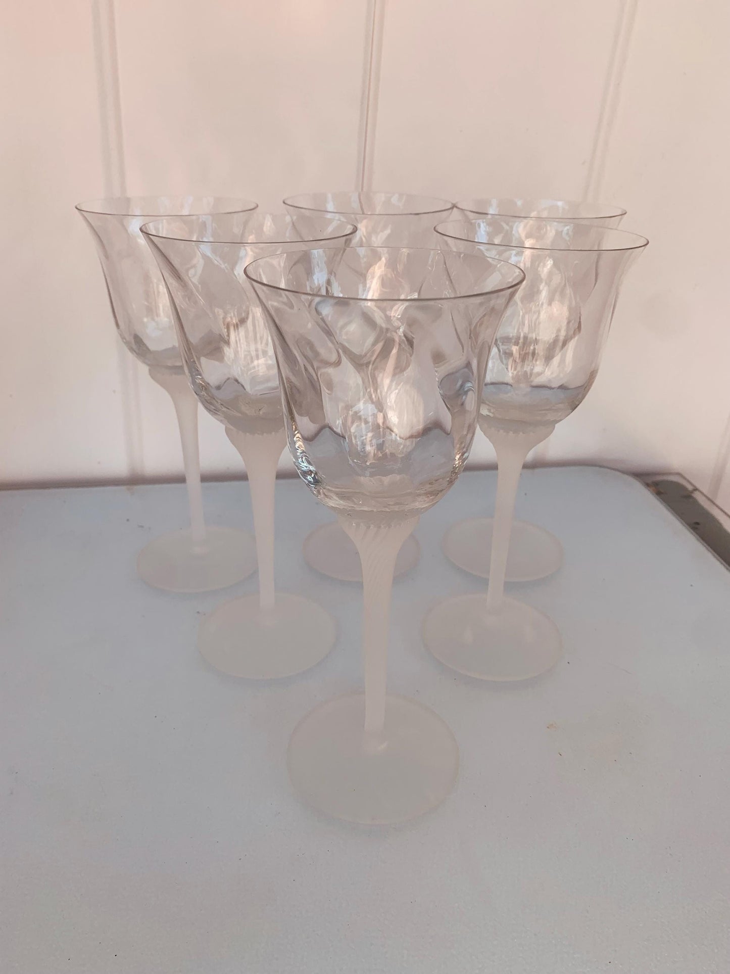 Retro Set of 6  Frosted Twisted Stem Wine Glasses