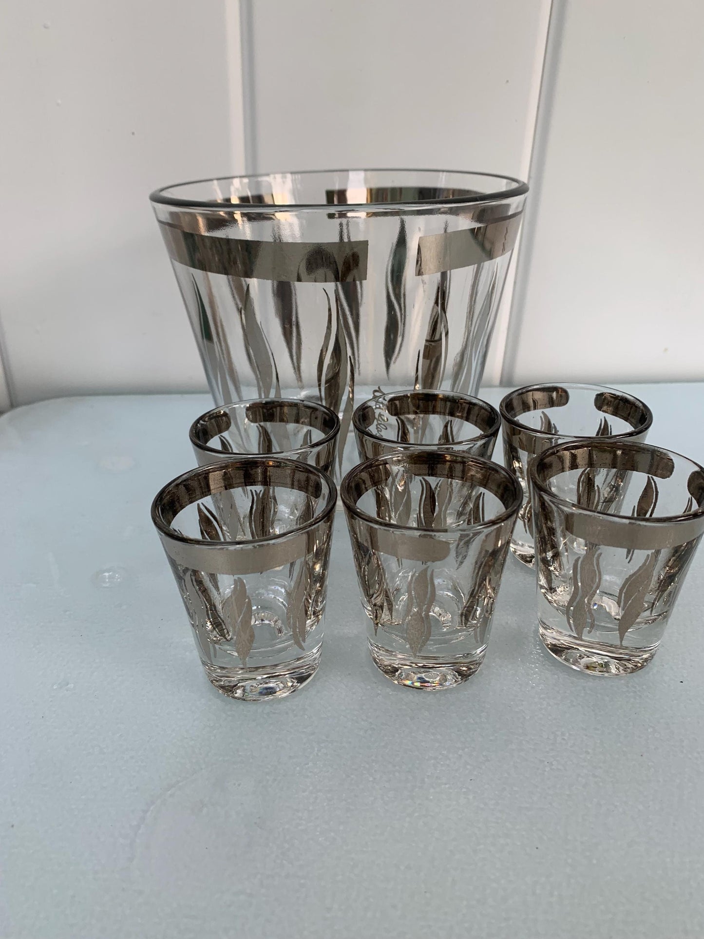 MCM Utd Glass Silve Detail Ice Bucket with Matching 6 Shot Glasses