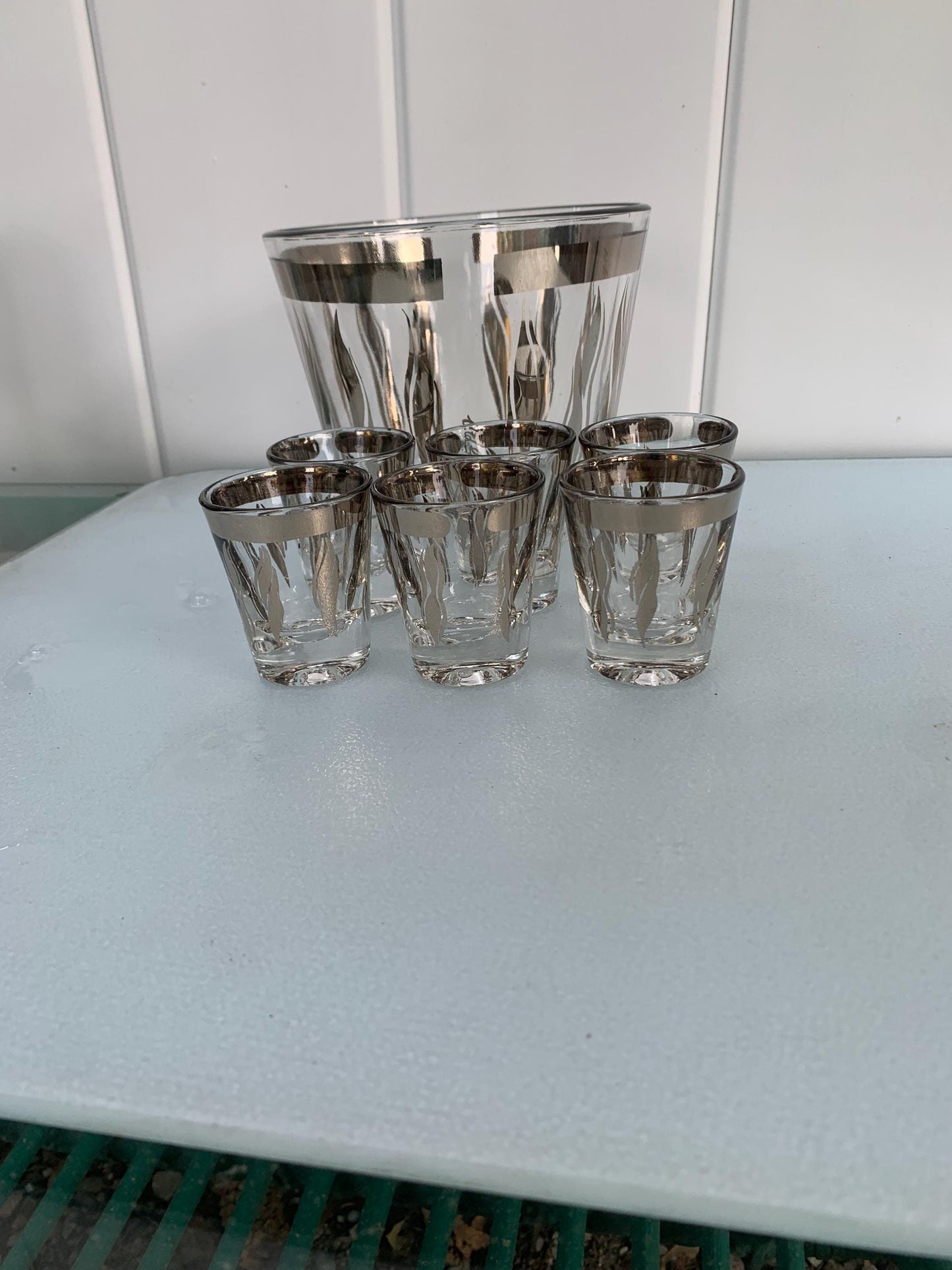 MCM Utd Glass Silve Detail Ice Bucket with Matching 6 Shot Glasses