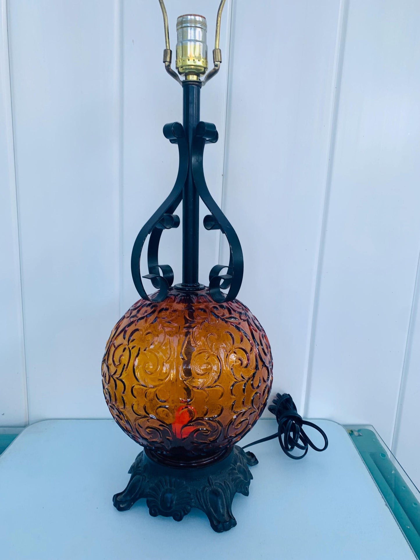 MCM Amber Glass Globe Tri-Lite Lamp with Black Metal Details No Shade