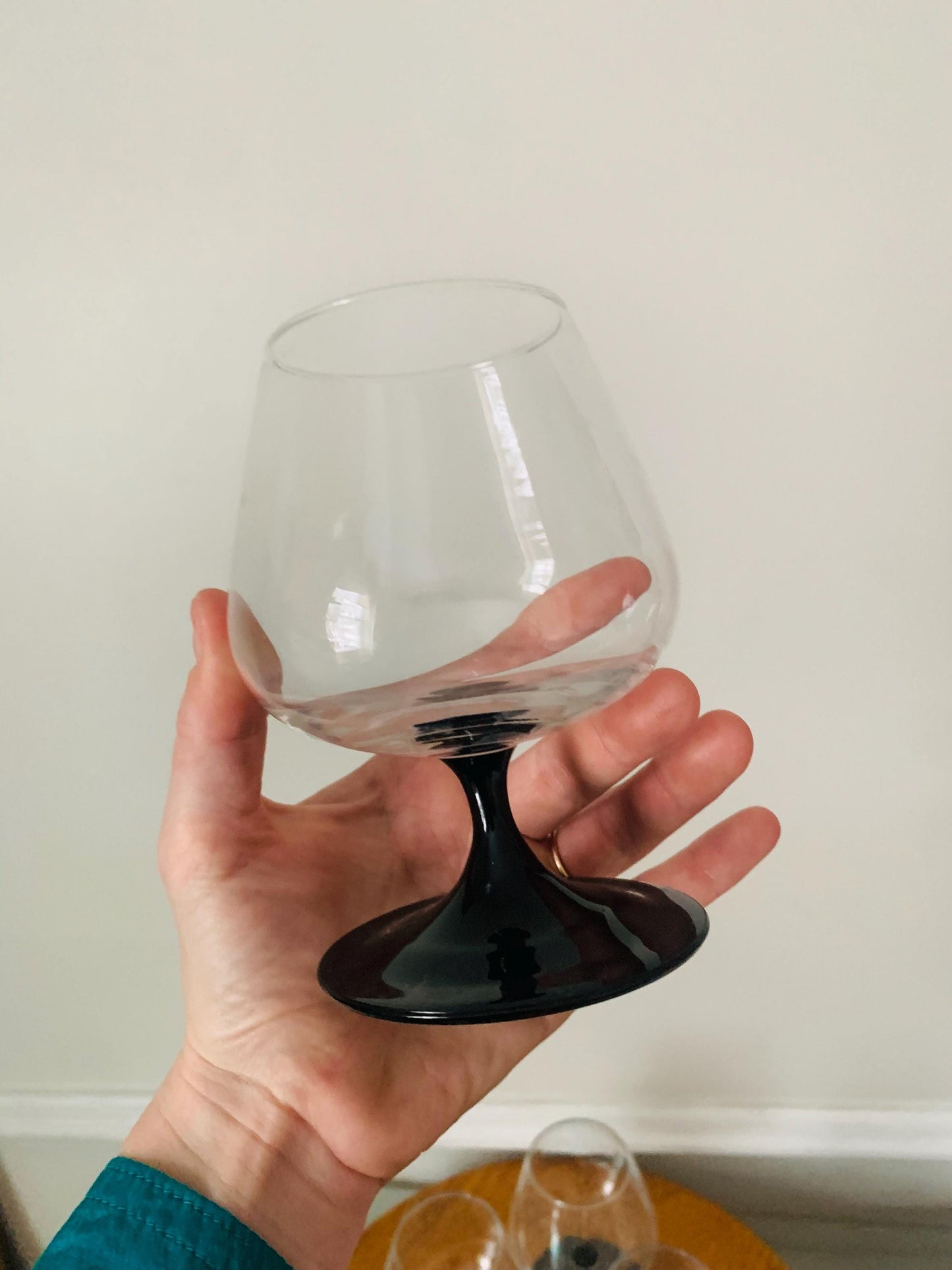 Set of 4 Black Stem Snifter Cognac Glasses