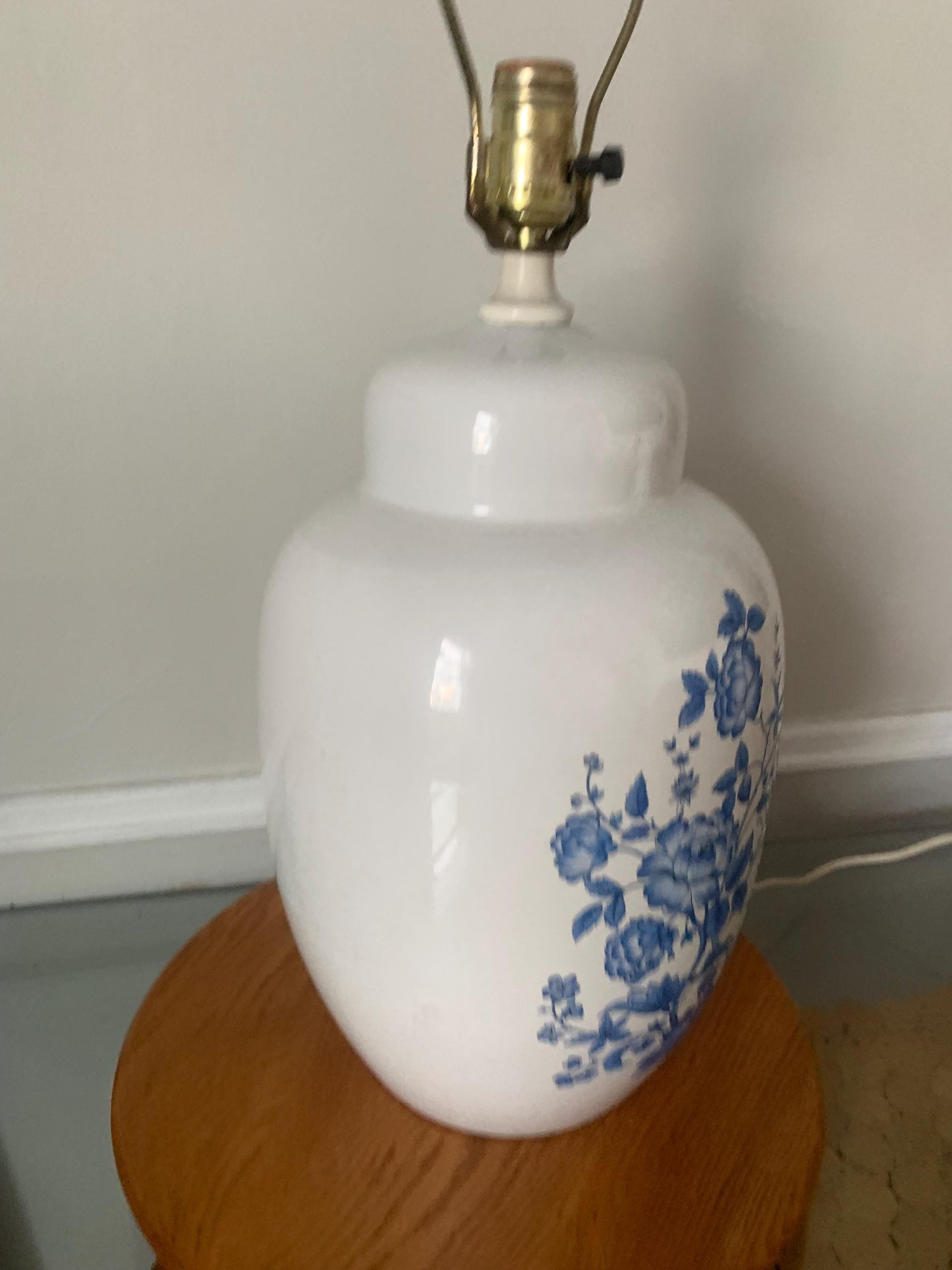 Retro Oversize White Ceramic GInger Jar Lamp with Blue Flowers No Shade