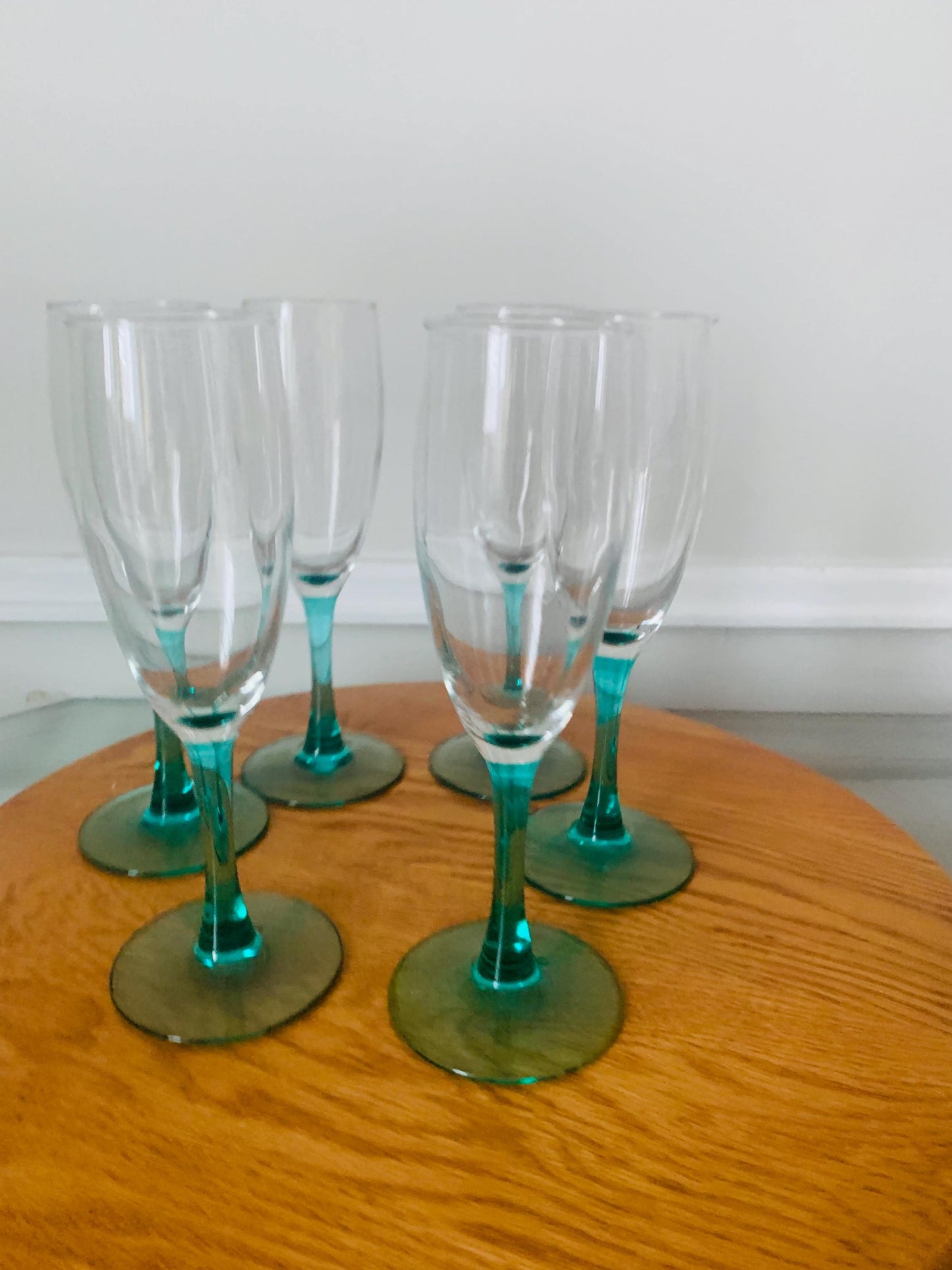 Retro Set of 6 Teal Stem Champagne Glasses