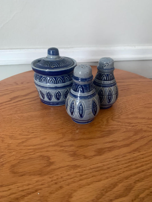 Pair of Small Vintage Salt Glazed Stoneware Cobalt Blue & Gray Salt and Pepper Shakers