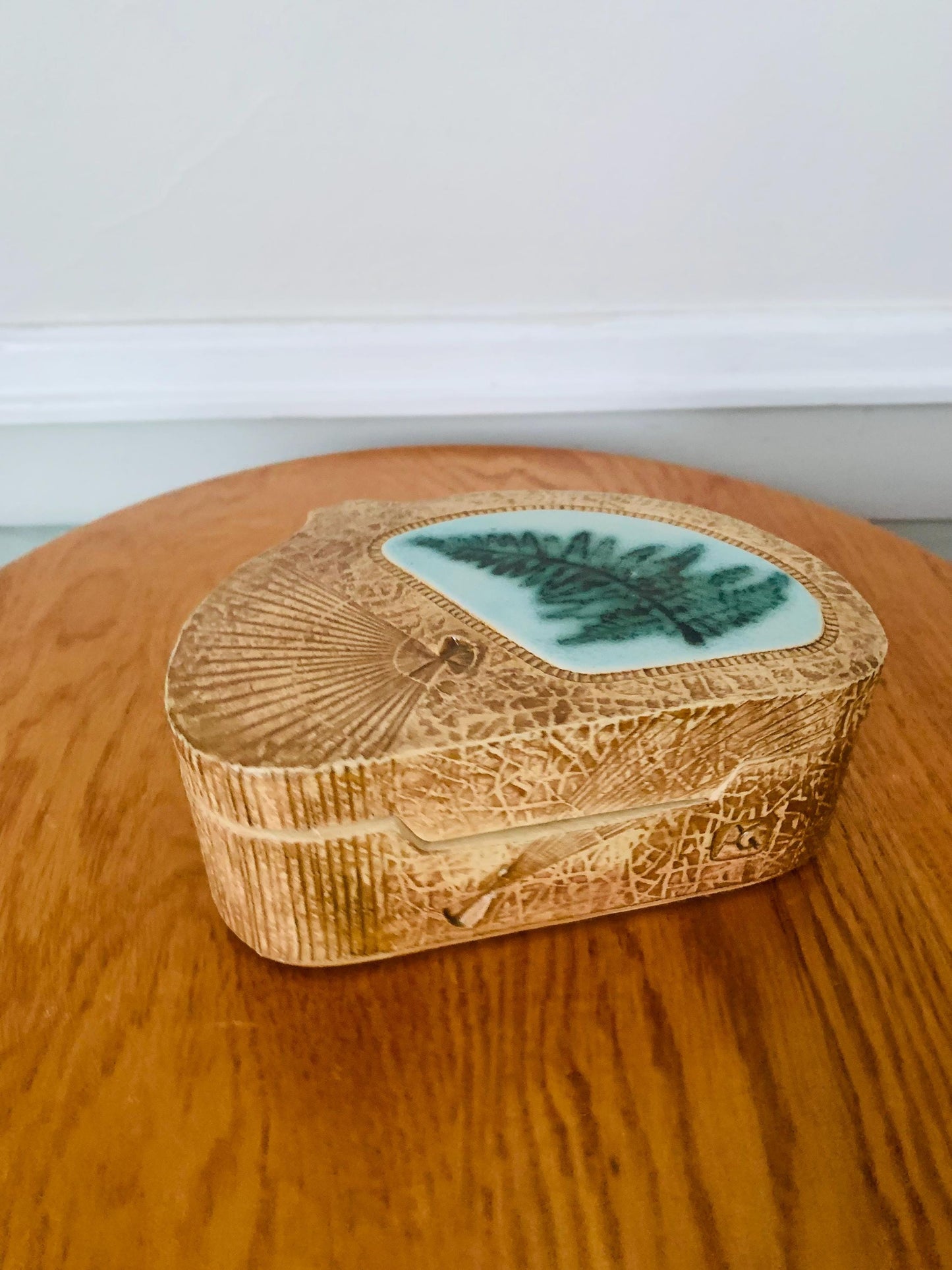 Handmade Neutral Lidded Pottery Dish with Ceramic Fern
