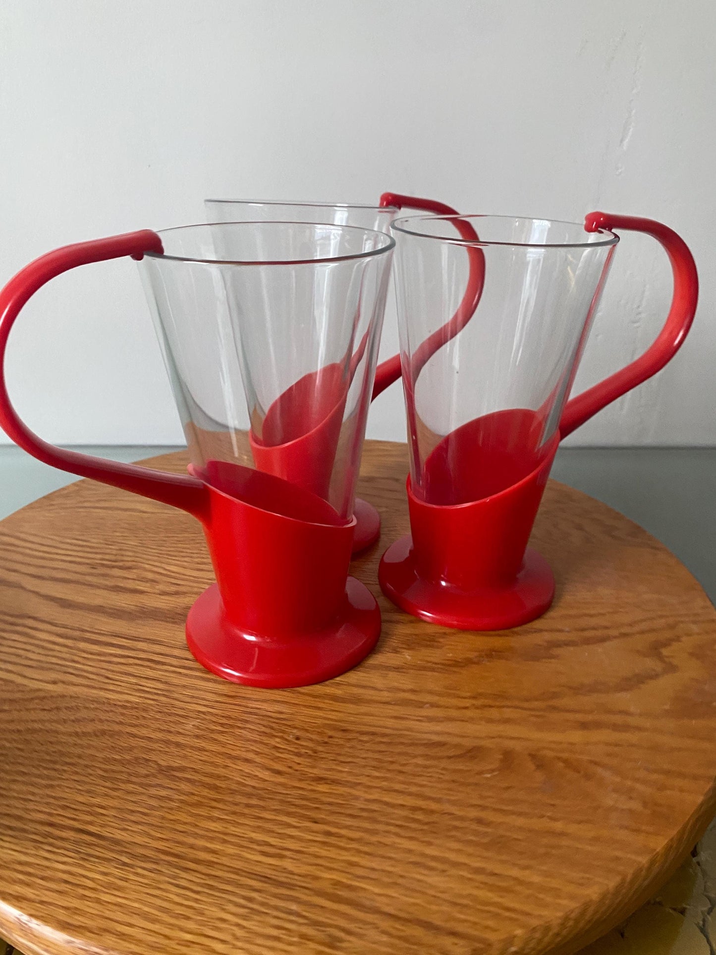 Set of 3 MCM Clear Glass Mug in Red Plastic Snap Caddy