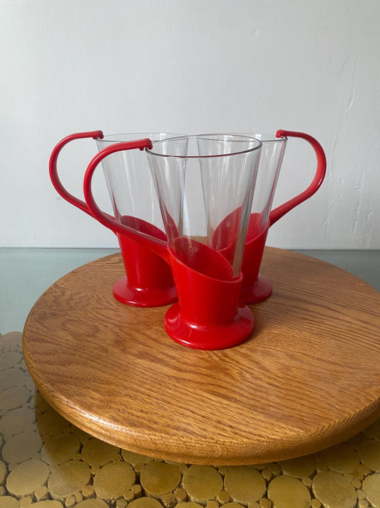 Set of 3 MCM Clear Glass Mug in Red Plastic Snap Caddy