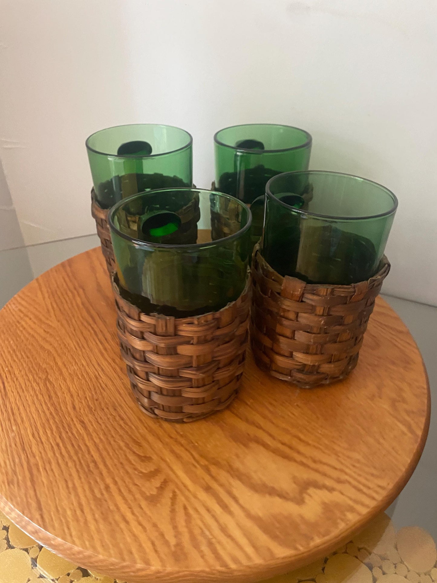 Set of 4 Vintage Emerald Green Glass Mugs with Applied Handle and Woven Caddy