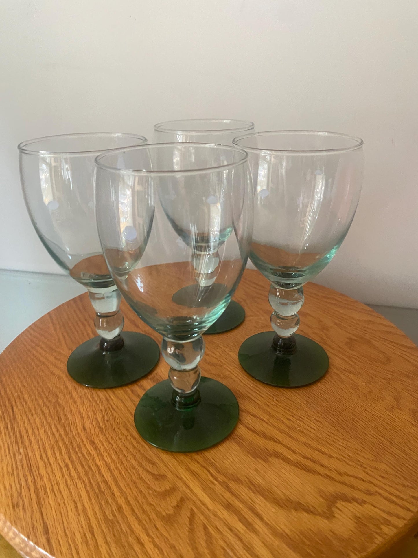 Set of 4 Retro Bright Green Base Wine Glasses