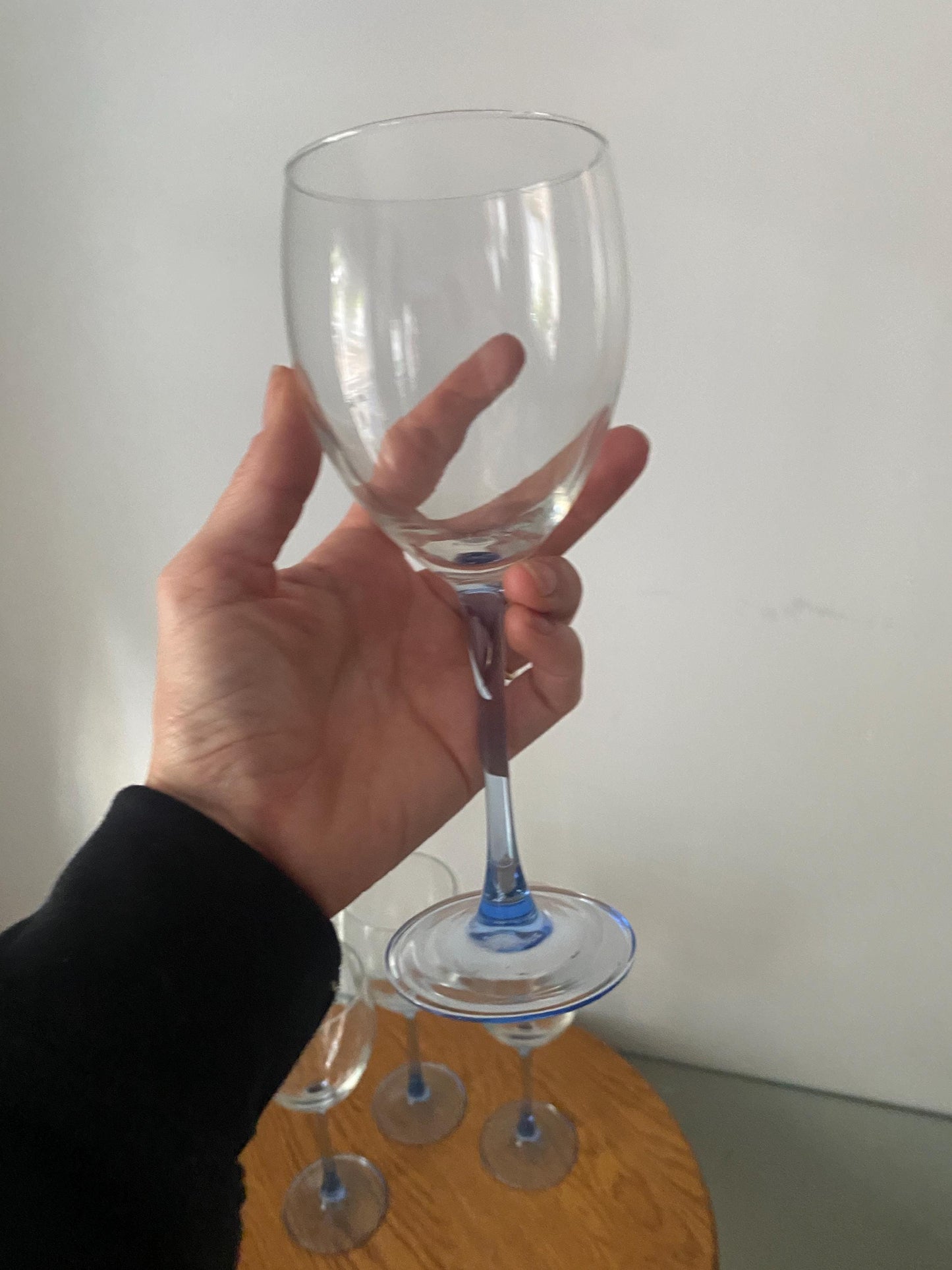 Set of 4 Retro Red Wine Light Blue Stem Luminarc Wine Glasses Made in France