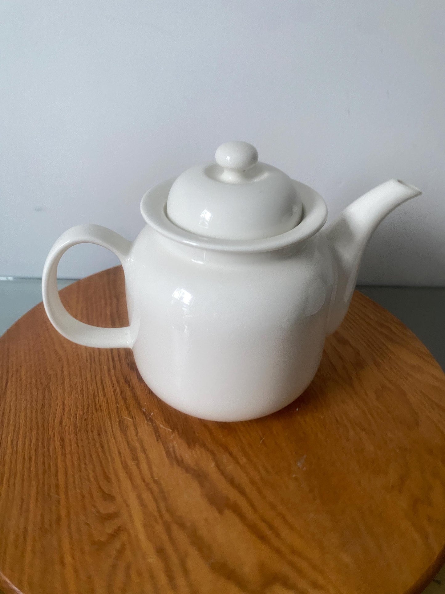 MCM Bright White Arabia Finland Arctica Ceramic Teapot