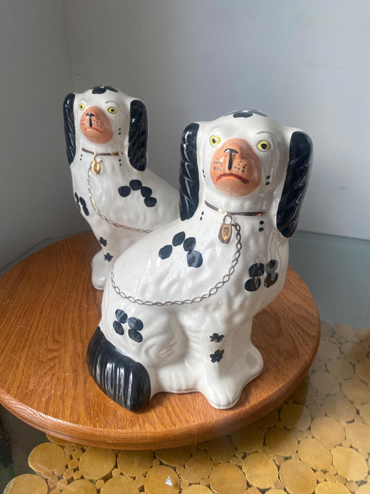 Pair of Vintage Arthur Wood England Black and White Spaniel Dog 8-3/4" Tall