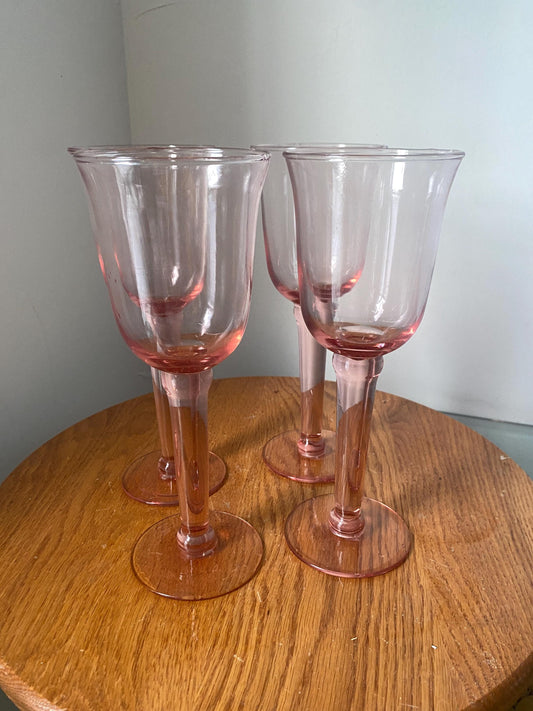 Set of 4 Tall Retro Pink Wine Glasses with Flared Lip