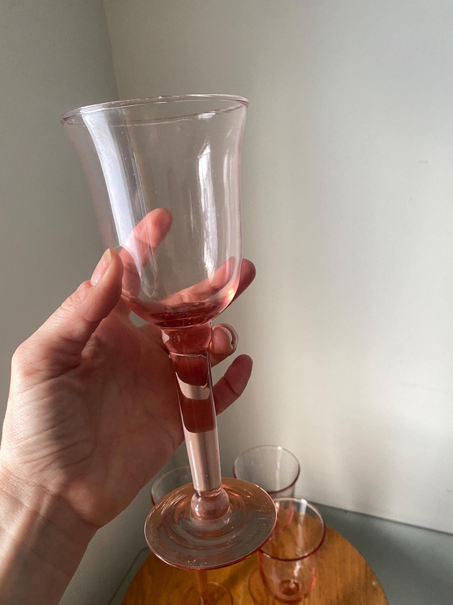 Set of 4 Tall Retro Pink Wine Glasses with Flared Lip