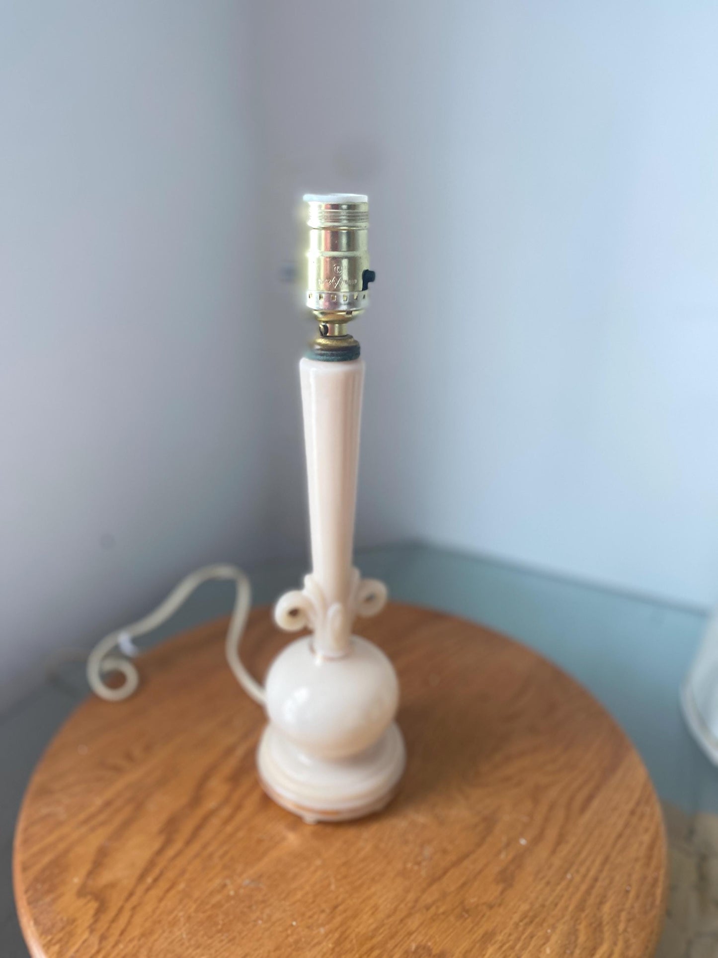 Vintage Small Aladdin Alacite Cream Boudoir Lamp No Shade