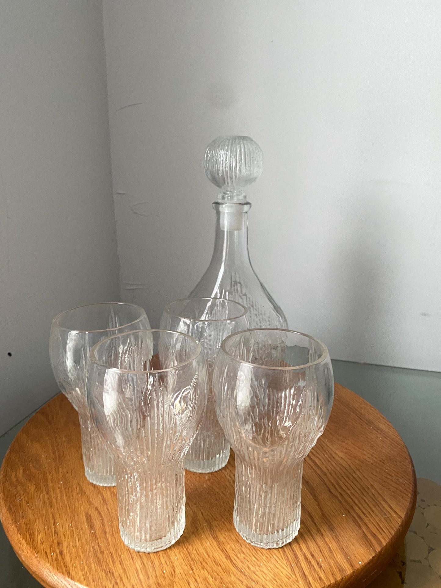 MCM Oberglas Decanter Austria Textured Glass Decanter with 4 Matching Glasses