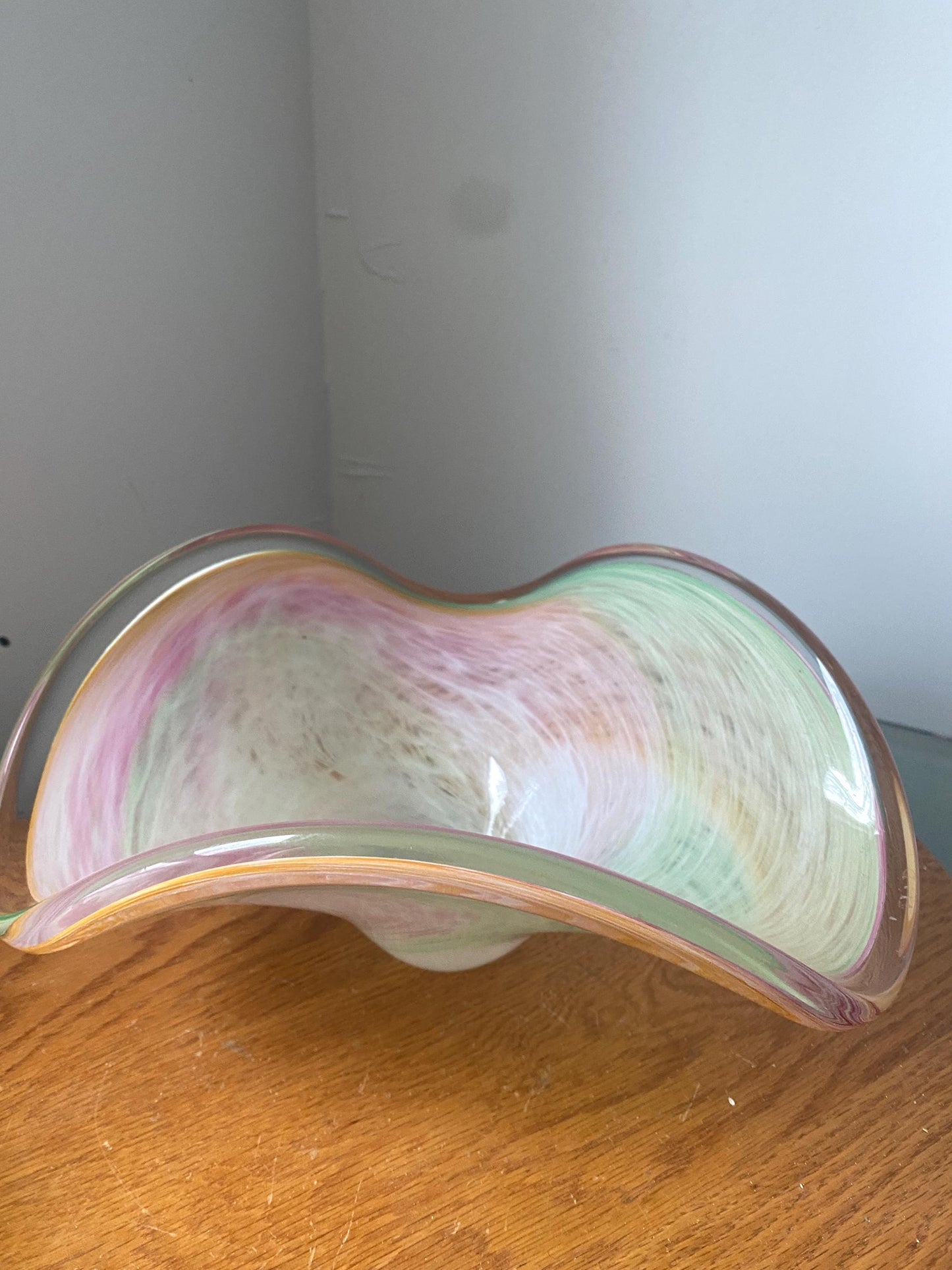 Handblown Scalloped Edge Pink & Green Pastel Art Glass Bowl