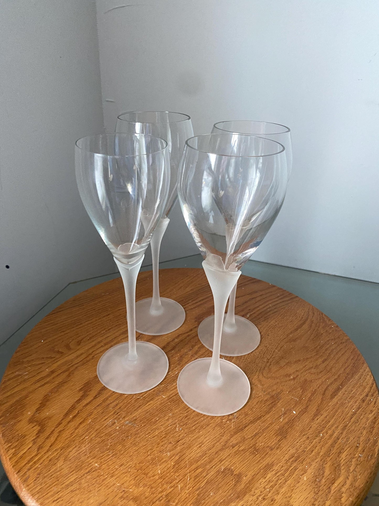 Vintage Set of 4 Frosted Stem Wine Glasses