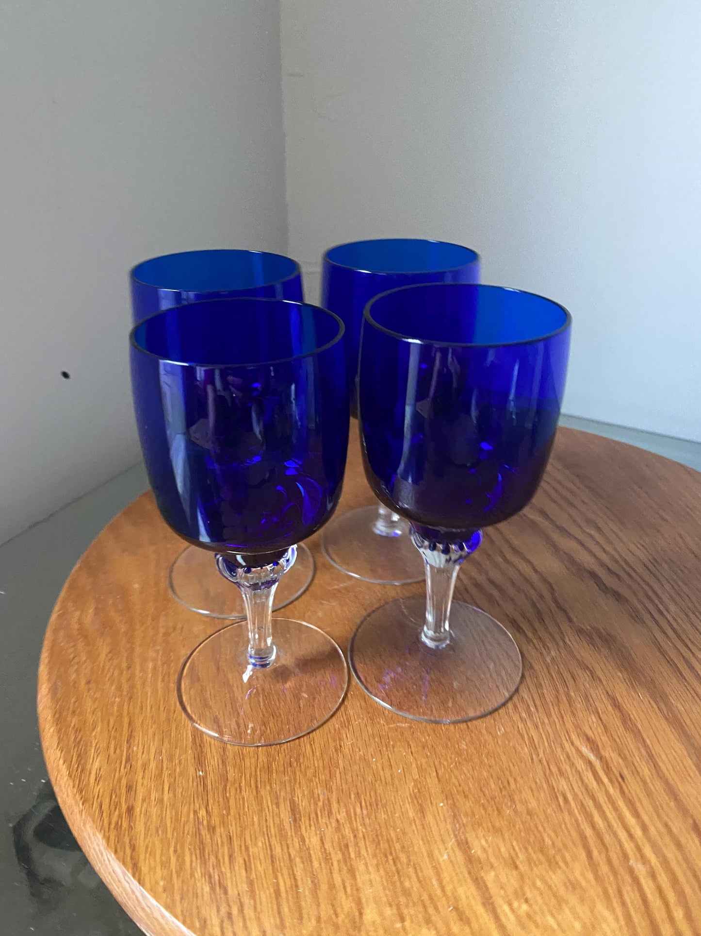 Set of 4 Vintage Cobalt Blue Bowl Wine Glasses with Pulled Clear Stem