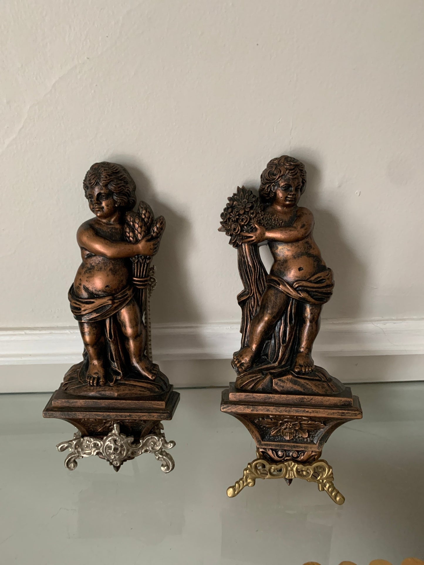 Retro Set of 4 Plastic Copper Dart Cherubs Wall Decor